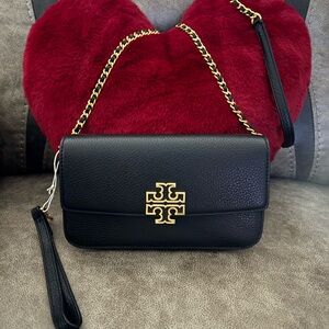 Tory Burch Britten Chain Wallet Wristlet